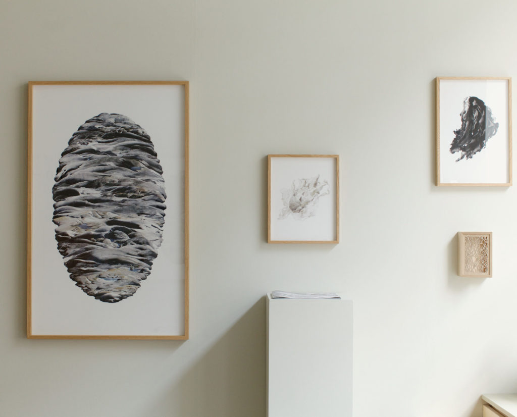 17.1.–1.3.2020
The works in the exhibition 'Muoto – Lögun' by Tiina Koivusalo are based upon forms from Iceland and the Finnish archipelago.