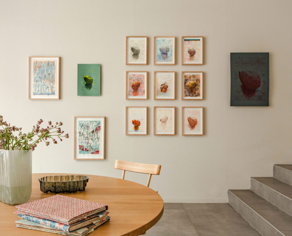 13.1.–11.2.2023
Matti Pikkujämsä's solo exhibition reflects the secrets and charms of repetition.