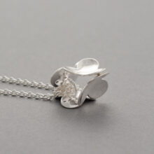 lingondesign_jewellerycatalogue_lokalhelsinki2023-8