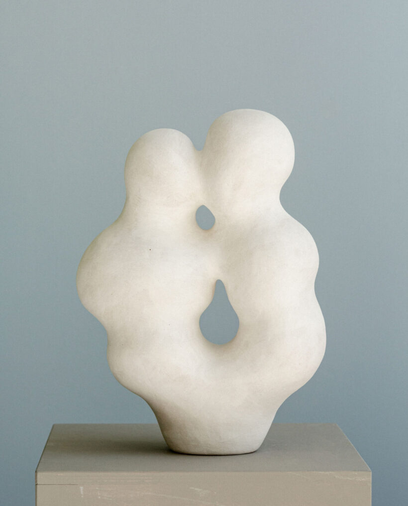 hennanuutinen_ceramic_sculpture_lokalhelsinki2024