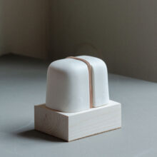 HIVER_nathalielautenbacher_naotoniidome_artwork_ceramic_wood_lokalhelsinki2024-16