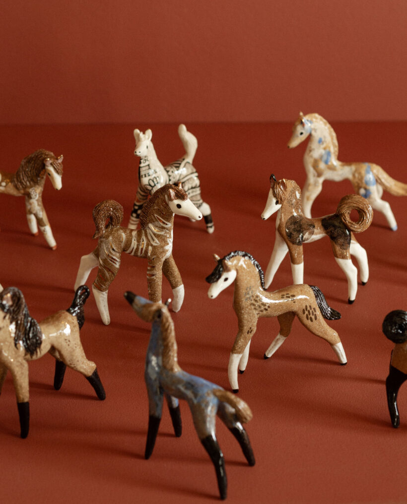 maisamajakka_ceramic_horse_figurine_sommarstilleben_lokalhelsinki2025
