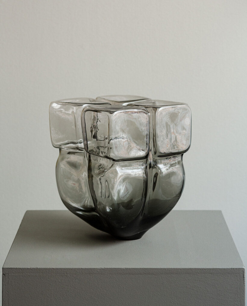 annieckerman_bloom_artwork_lokalhelsinki2025-4