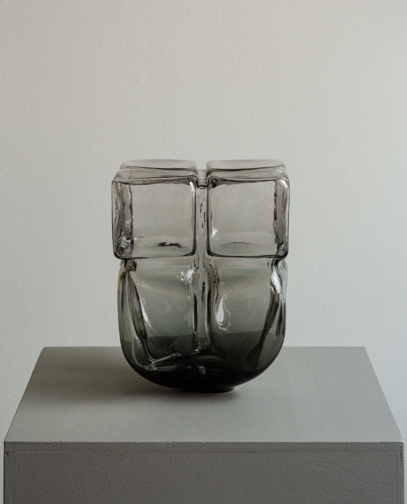 annieckerman_bloom_artwork_lokalhelsinki2025-5