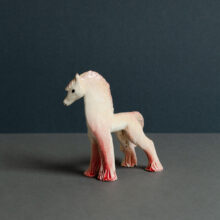 maisamajakka_horse_figurine_ceramic_artwork_collectibledesign_domusprimavera_lokalhelsinki2026-16