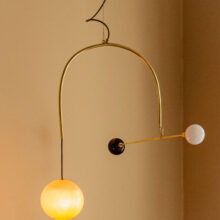 millavaahtera_light_sculpture_glass_brass_lokalhelsinki2026