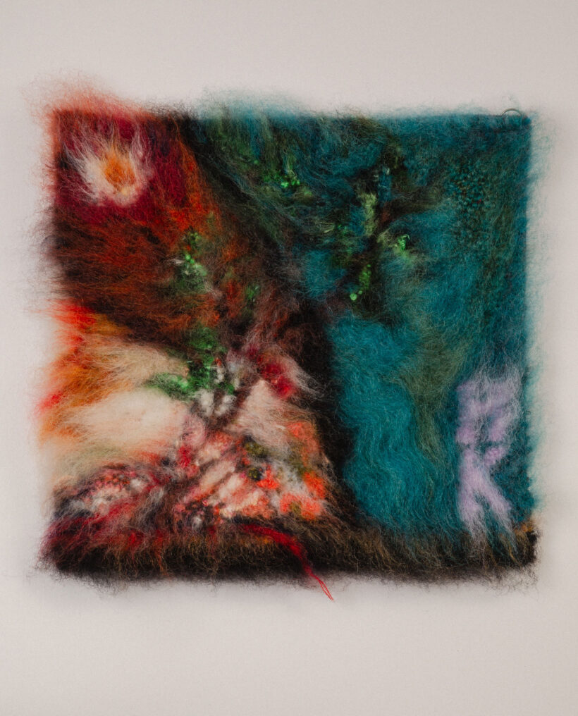 hannakaisakorolainen_textile_artwork_furniture_domusprimavera_lokalhelsinki2026-7