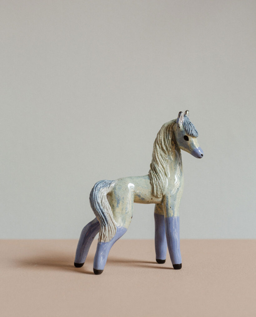 maisamajakka_horse_figurine_ceramic_artwork_lokalhelsinki2026-4
