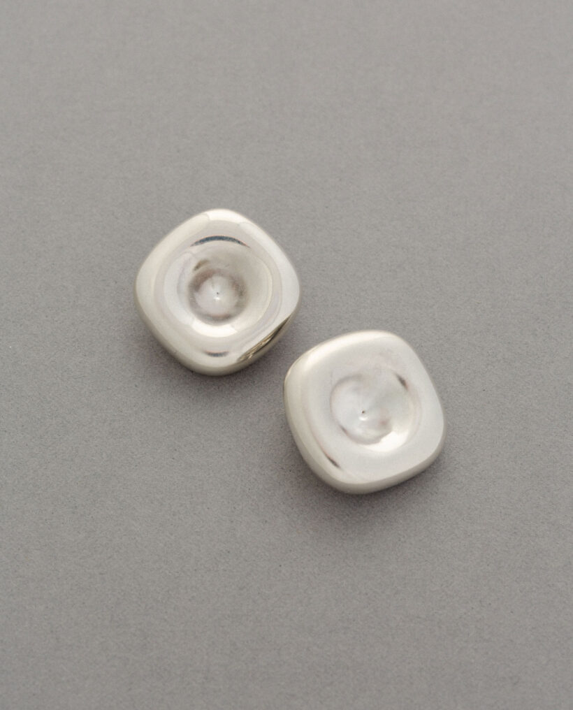 arkimuoto_silver_earrings_lokalhelsinki2026-3