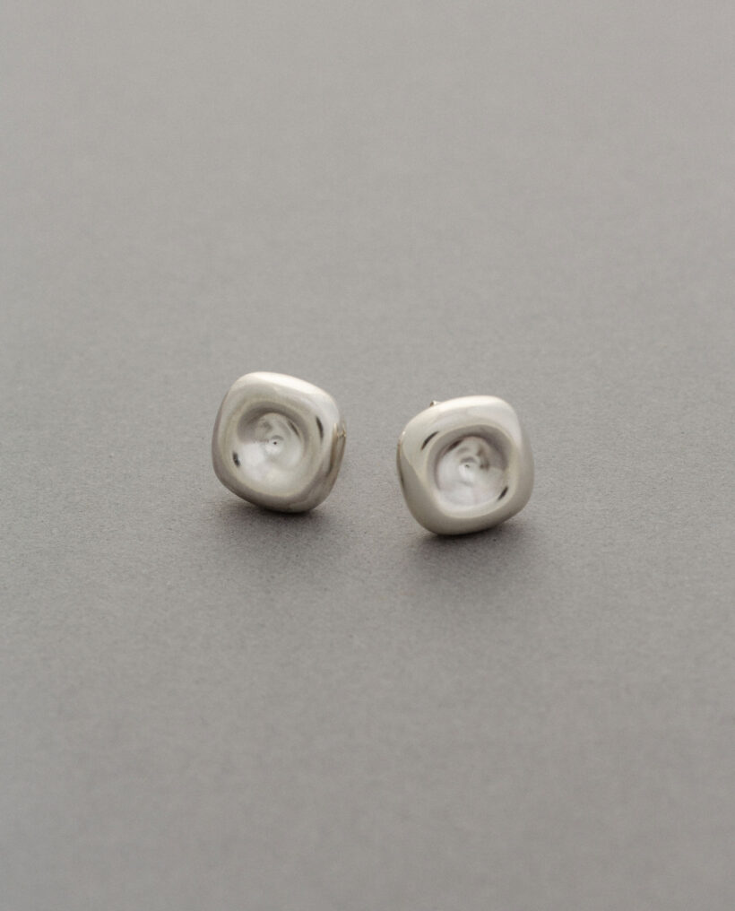 arkimuoto_silver_earrings_lokalhelsinki2026-4