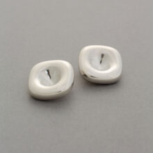 arkimuoto_silver_earrings_lokalhelsinki2026-5