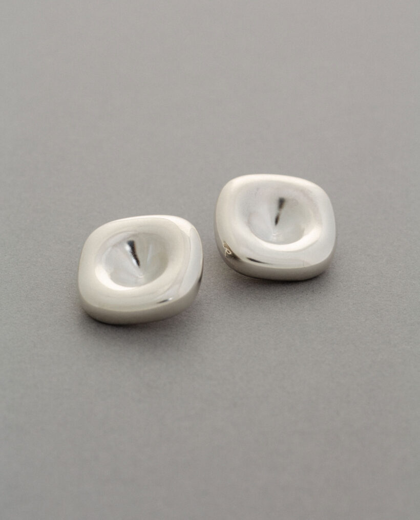 arkimuoto_silver_earrings_lokalhelsinki2026-5