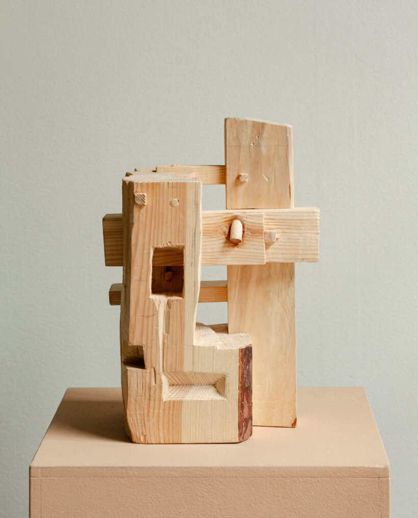 eemelisahimaa_wood_sculpture_artwork_atfirstblush_lokalhelsinki2026