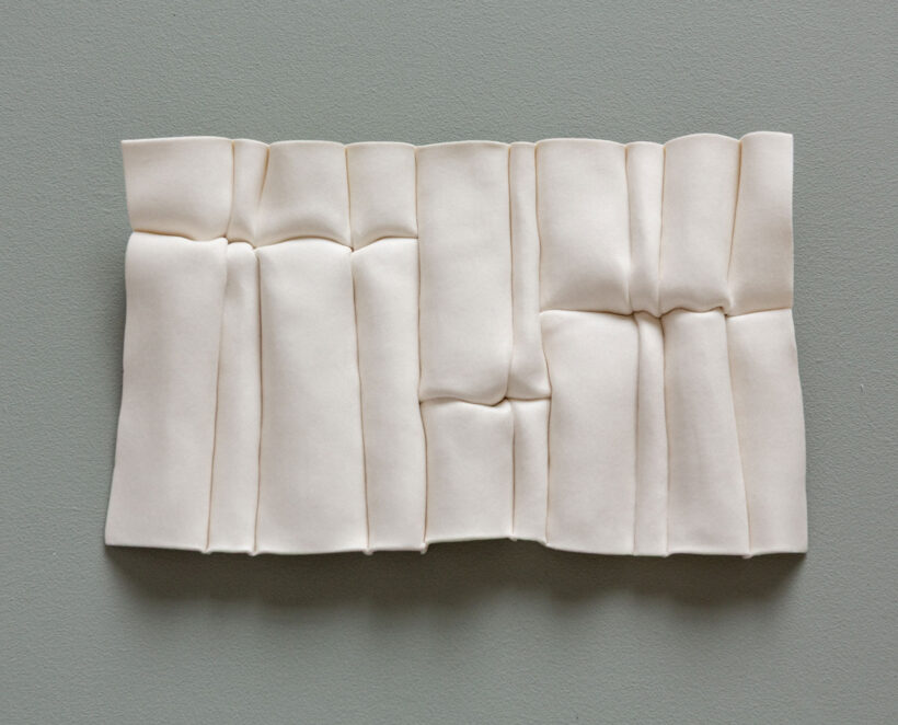 iinesniemela_ceramic_relief_artwork_atfirstblush_billnas_lokalhelsinki2026