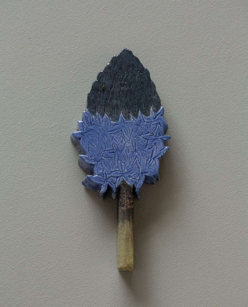 tiiaanttila_ceramic_relief_artwork_atfirstblush_billnas_lokalhelsinki2026-19