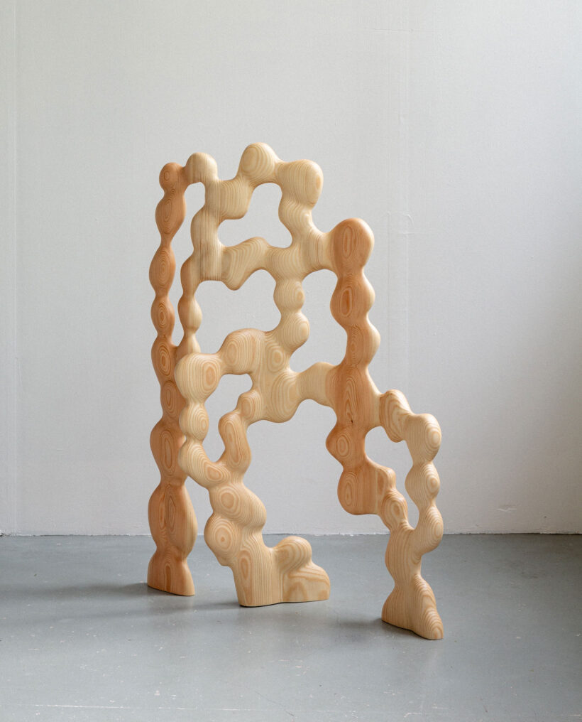 walttermahlberg_wood_sculpture_artwork_atfirstblush_billnas_lokalhelsinki2026-6