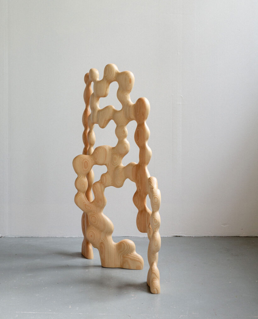 walttermahlberg_wood_sculpture_artwork_atfirstblush_billnas_lokalhelsinki2026-7