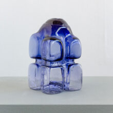 annieckerman_glass_sculpture_artwork_atfirstblush_billnas_lokalhelsinki2026-6