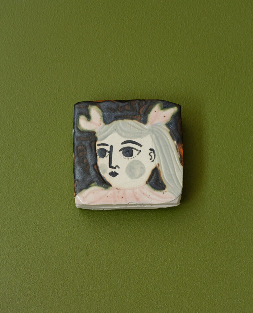 jennituominen_ceramic_relief_artwork_atfirstblush_lokalhelsinki2026