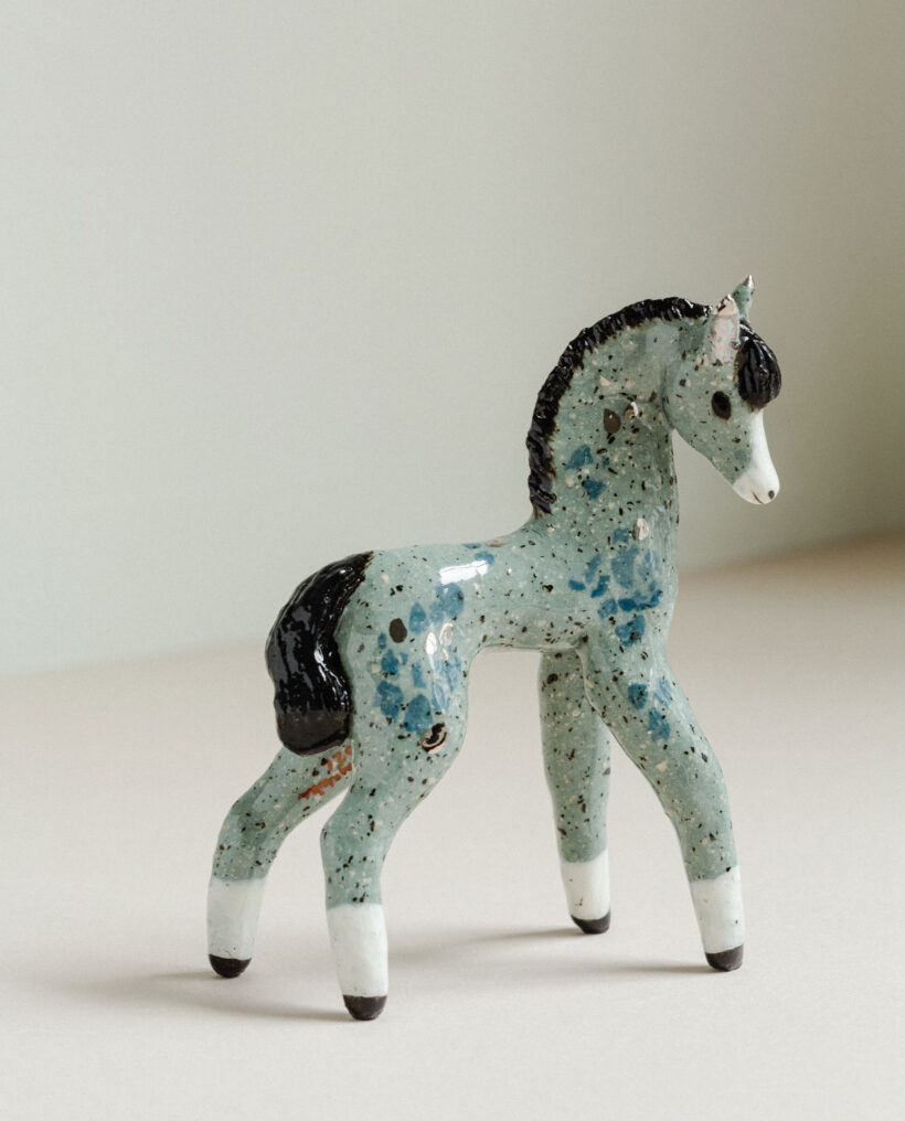 maisamajakka_horse_figurine_ceramic_artwork_lokalhelsinki2026-26