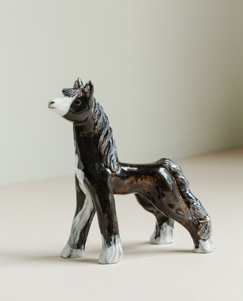 maisamajakka_horse_figurine_ceramic_artwork_lokalhelsinki2026-29