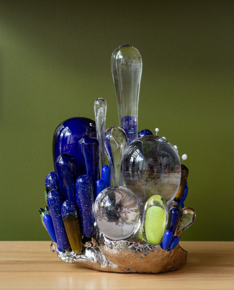 matiaskarsikas_glass_ceramic_artwork_atfirstblush_lokalhelsinki2026-2