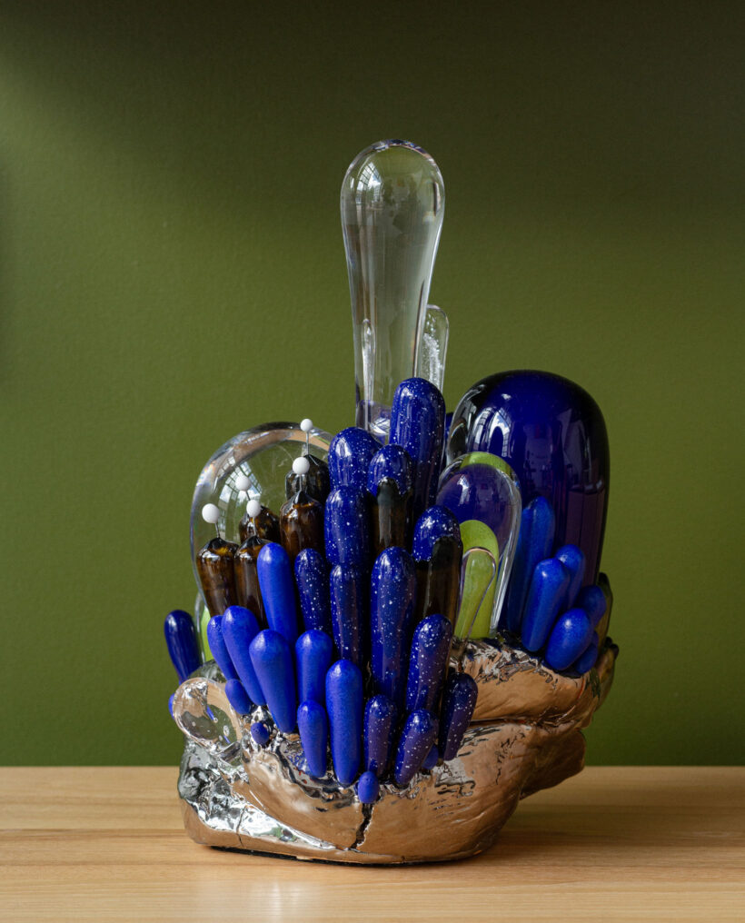 matiaskarsikas_glass_ceramic_artwork_atfirstblush_lokalhelsinki2026-6